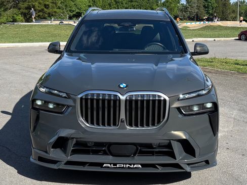 Used 2024 BMW ALPINA XB7 AWD/4WD image 6
