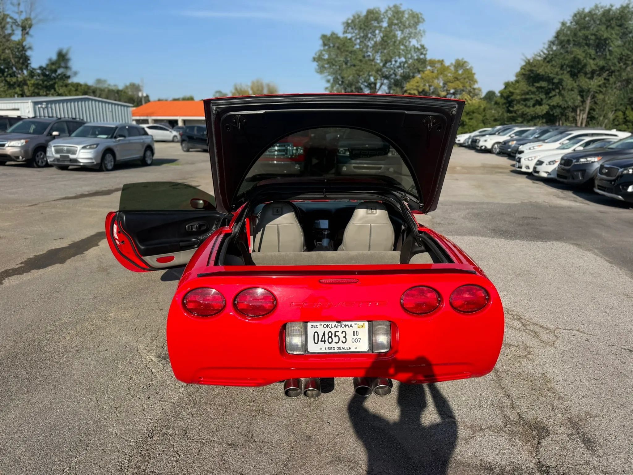 Used 1998 Chevrolet Corvette Coupe w/ Memory Pkg RWD image 22
