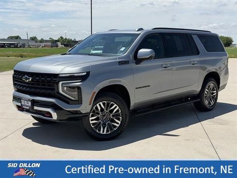 Certified 2025 Chevrolet Suburban Z71 w/ Comfort Package AWD/4WD image 1