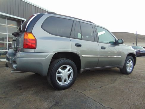 Used 2007 GMC Envoy SLE image 9