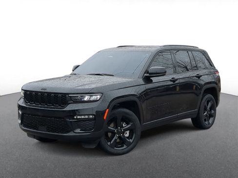 Certified 2024 Jeep Grand Cherokee Limited w/ Black Appearance Package image 1