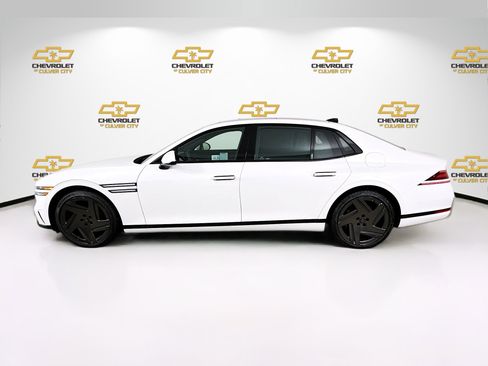 Used 2026 Genesis G90 3.5T Prestige image 4