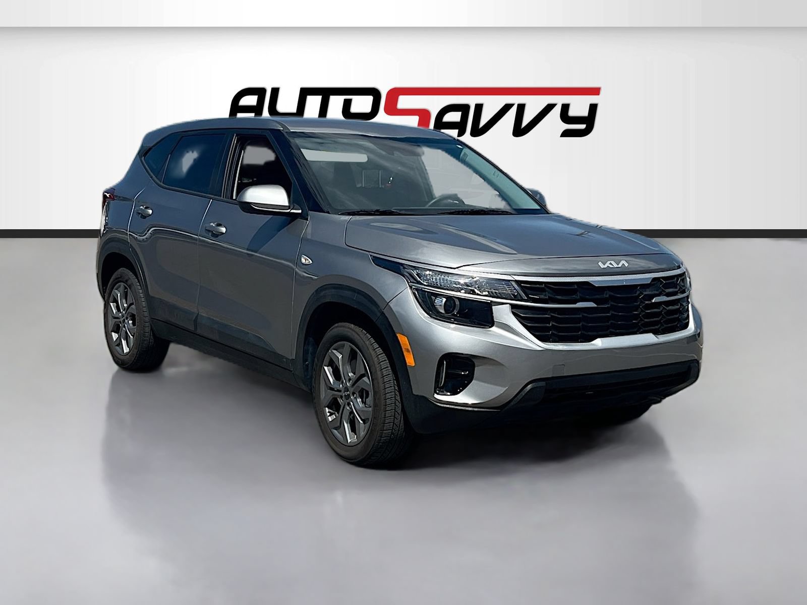 Used 2024 Kia Seltos LX AWD/4WD image 1