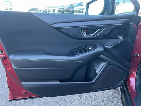 Used 2022 Subaru Outback Premium image 11