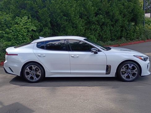 Used 2020 Kia Stinger GT-Line AWD/4WD image 3