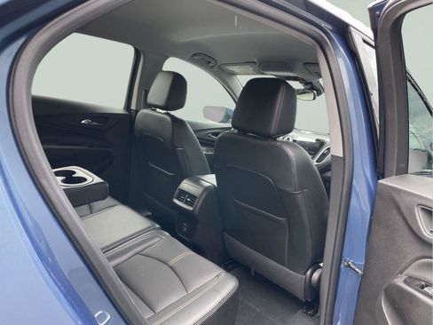 Used 2024 Chevrolet Equinox Premier w/ LPO, Floor Liner Package AWD/4WD image 18