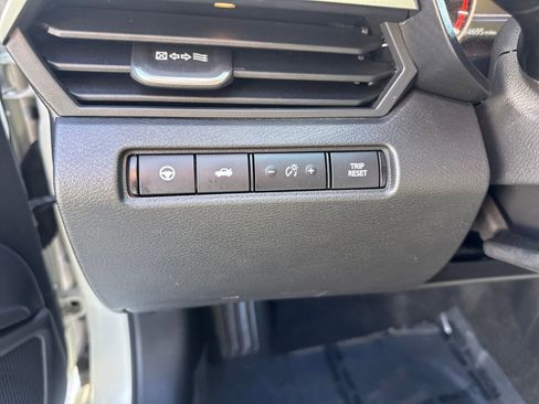 Used 2019 Nissan Altima 2.5 Platinum FWD image 14