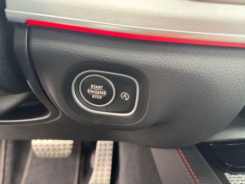 Used 2023 Mercedes-Benz GLE 53 AMG 4MATIC image 24