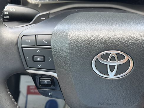Used 2025 Toyota Camry XSE FWD image 21