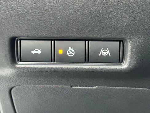 New 2026 Nissan Sentra SR image 33