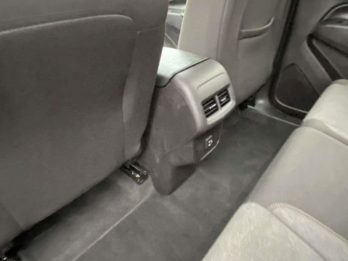 Certified 2024 Chevrolet Equinox LT image 3