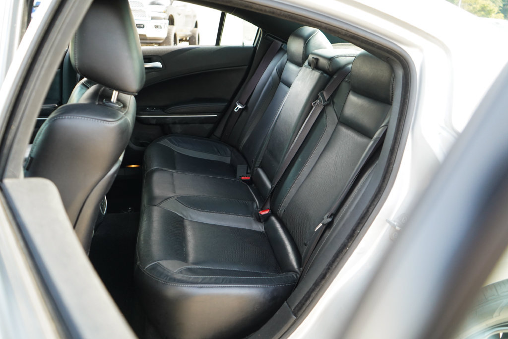 Used 2021 Dodge Charger SXT w/ Leather Interior Group RWD image 9