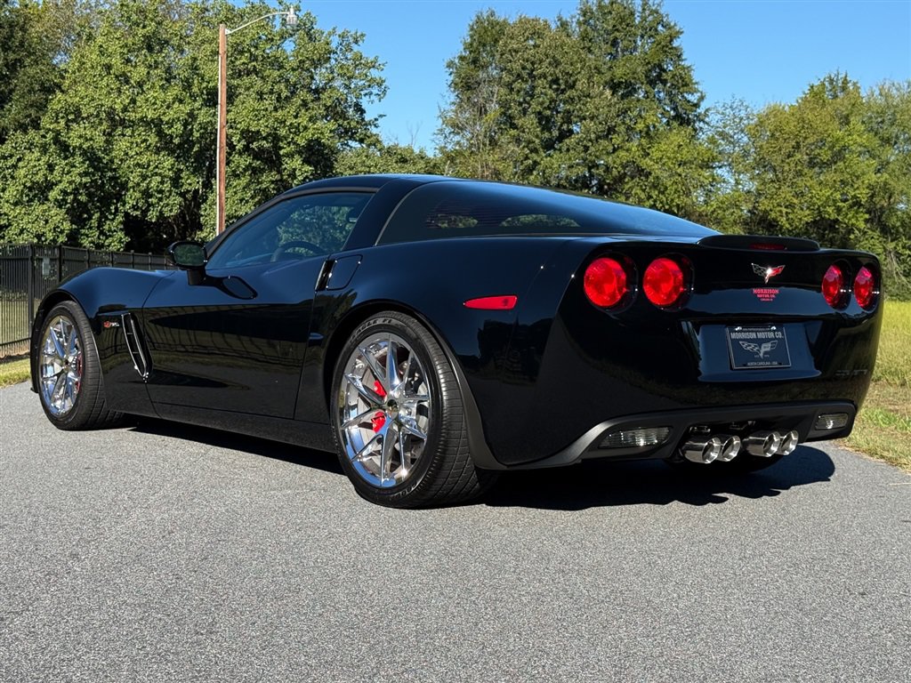 Used 2010 Chevrolet Corvette Z06 w/ Preferred Equipment Group RWD image 29