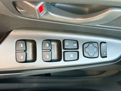 Used 2023 Hyundai Kona SEL w/ Cargo Package AWD/4WD image 18