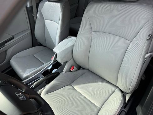 Used 2014 Honda Accord LX image 6