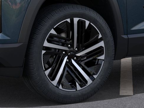 New 2026 Chevrolet Equinox RS w/ Convenience Package III FWD image 9