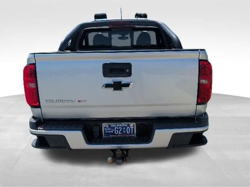 Used 2017 Chevrolet Colorado Z71 AWD/4WD image 4
