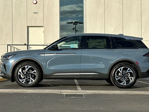 New 2026 Lincoln Nautilus Premier w/ Equipment Group 102A image 6