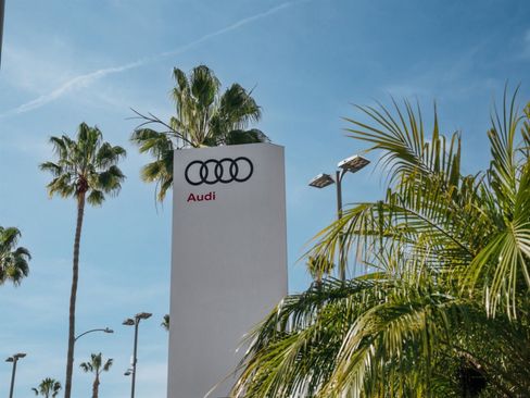 Used 2025 Audi A6 e-tron Ultra w/ Ultra Package image 26