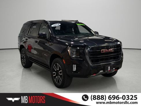 Used 2024 GMC Yukon AT4 w/ AT4 Premium Package AWD/4WD image 6