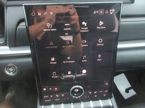 New 2026 GMC Terrain Elevation w/ Elevation Premium Package FWD image 17
