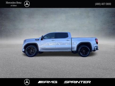 Used 2022 GMC Sierra 1500 Elevation AWD/4WD image 2