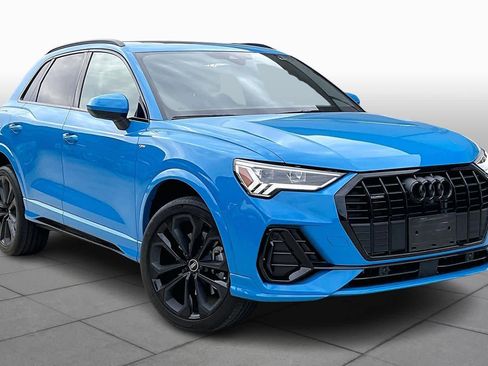 Used 2022 Audi Q3 2.0T Premium Plus image 2