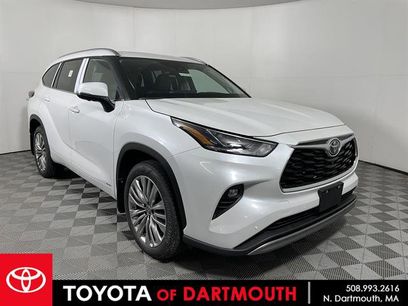 New 2026 Toyota Highlander Platinum