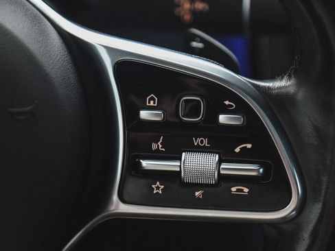 Used 2020 Mercedes-Benz GLC 300 4MATIC image 30