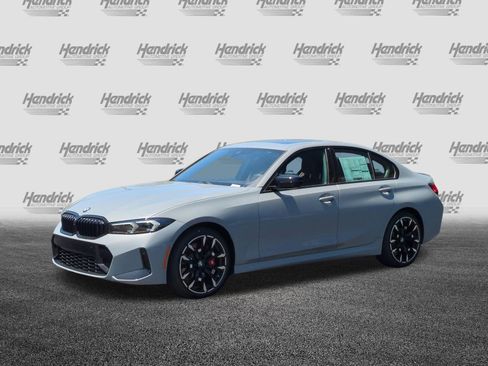 New 2026 BMW 330i Sedan w/ M Sport Package image 5