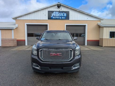 Used 2017 GMC Yukon XL Denali w/ Open Road Package image 2