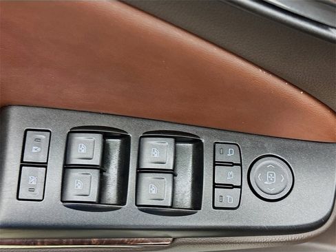 Used 2018 Chevrolet Tahoe Premier w/ Max Trailering Package image 22