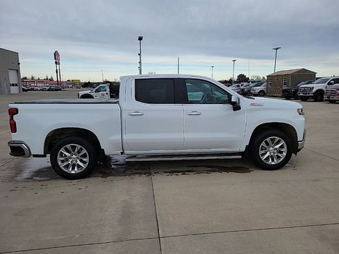 Used 2020 Chevrolet Silverado 1500 LTZ image 2