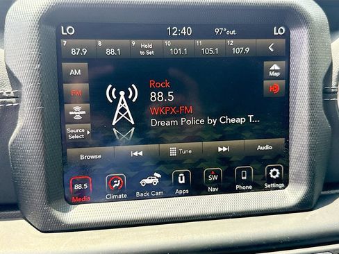 Used 2023 Jeep Wrangler Unlimited Sahara AWD/4WD image 16