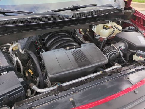 Used 2021 Chevrolet Tahoe LT w/ LT Signature Package image 29