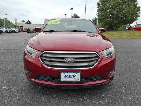 Used 2018 Ford Taurus SEL FWD image 2