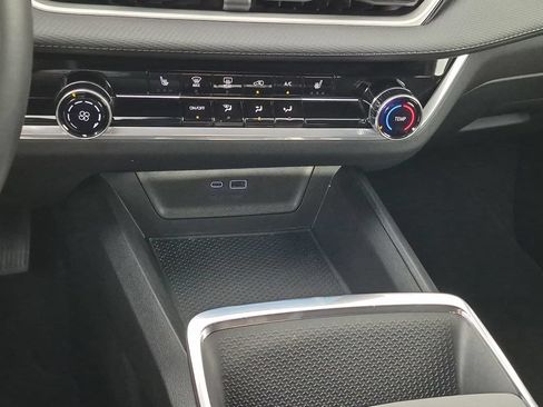Used 2026 Chevrolet Equinox LT FWD image 26