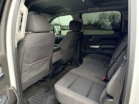 Used 2018 Chevrolet Silverado 1500 LT image 23