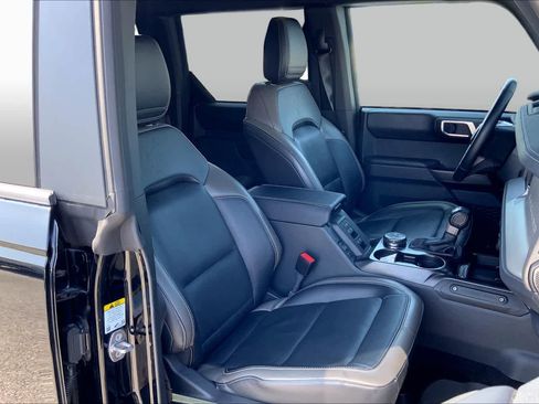 Certified 2025 Ford Bronco Outer Banks AWD/4WD image 10