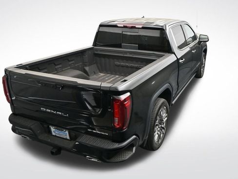 Used 2023 GMC Sierra 1500 Denali w/ Denali Reserve Package AWD/4WD image 37