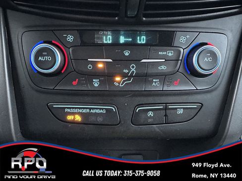 Used 2019 Ford Escape SE image 27