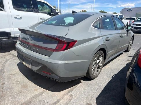 Used 2023 Hyundai Sonata SEL FWD image 2