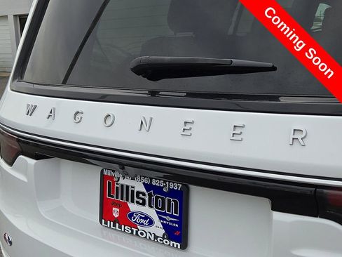 Used 2024 Jeep Wagoneer Series II AWD/4WD image 33