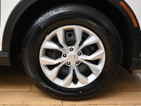 Used 2024 Honda CR-V LX image 12