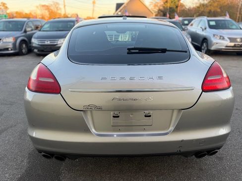 Used 2010 Porsche Panamera 4S image 7