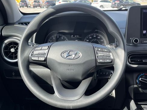 Used 2022 Hyundai Kona SE image 24