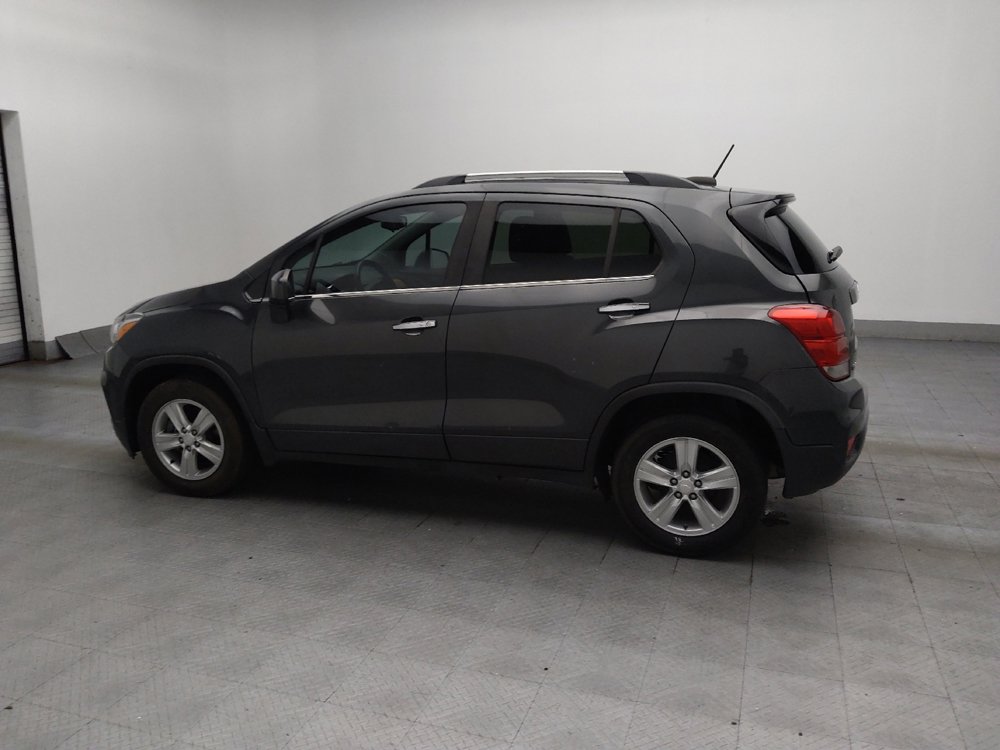 Used 2018 Chevrolet Trax LT w/ LT Convenience Package FWD image 3