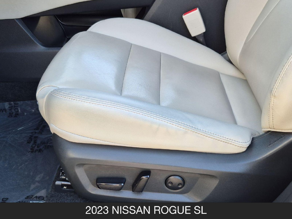 Used 2023 Nissan Rogue SL w/ SL Premium Package FWD image 13
