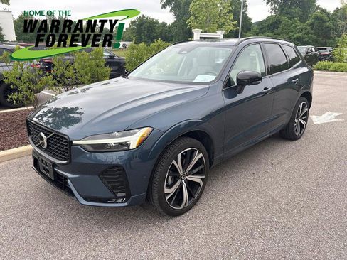 Used 2024 Volvo XC60 B5 Ultimate w/ Protection Package Premier AWD/4WD image 1