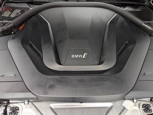 Used 2023 BMW i4 eDrive35 w/ Premium Package RWD image 31